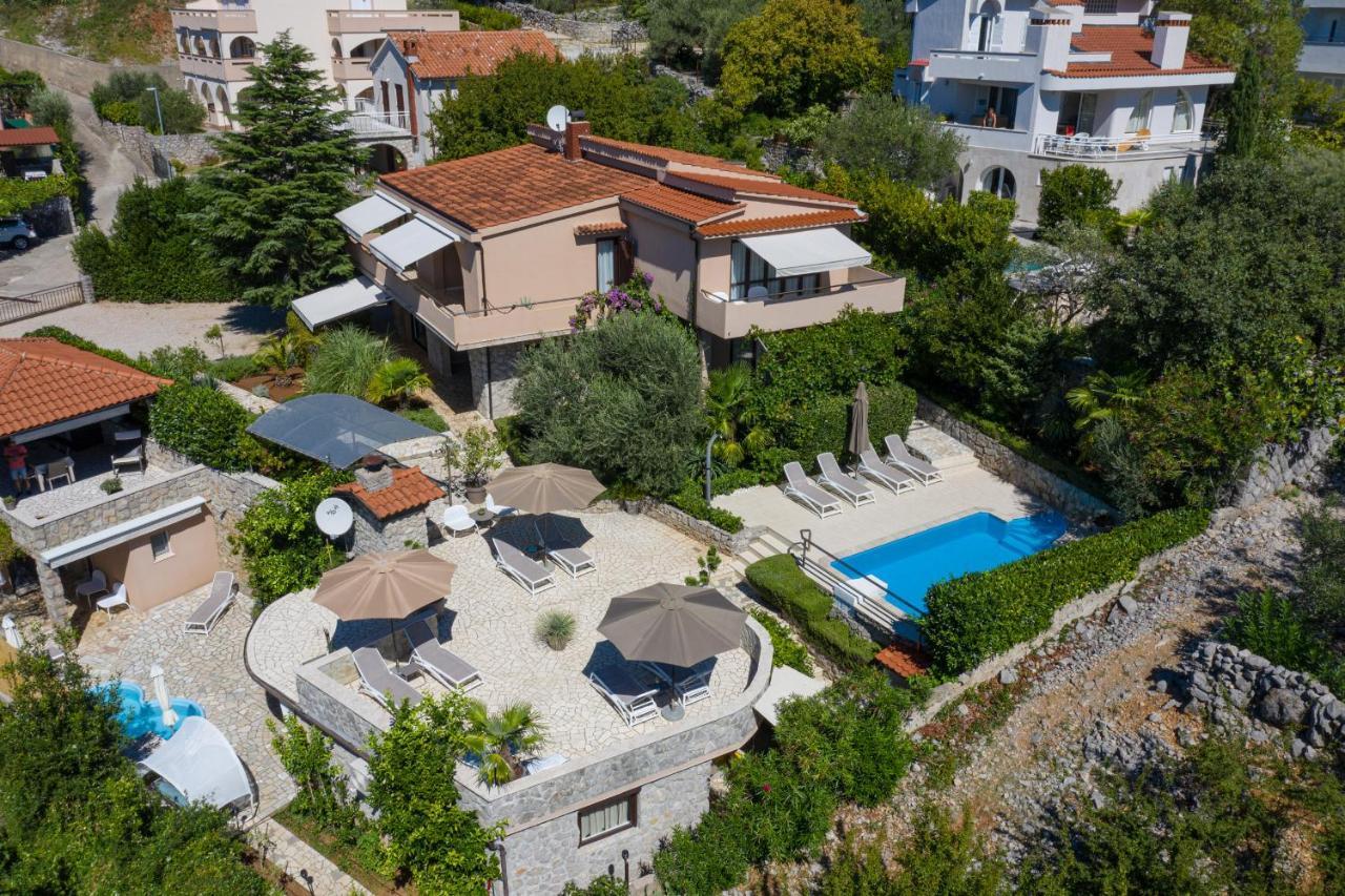 Apartments House Barbara Kornić Exterior foto